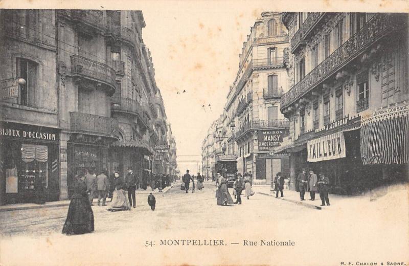 Carte postale ancienne Montpellier - Rue Nationale à Montpellier