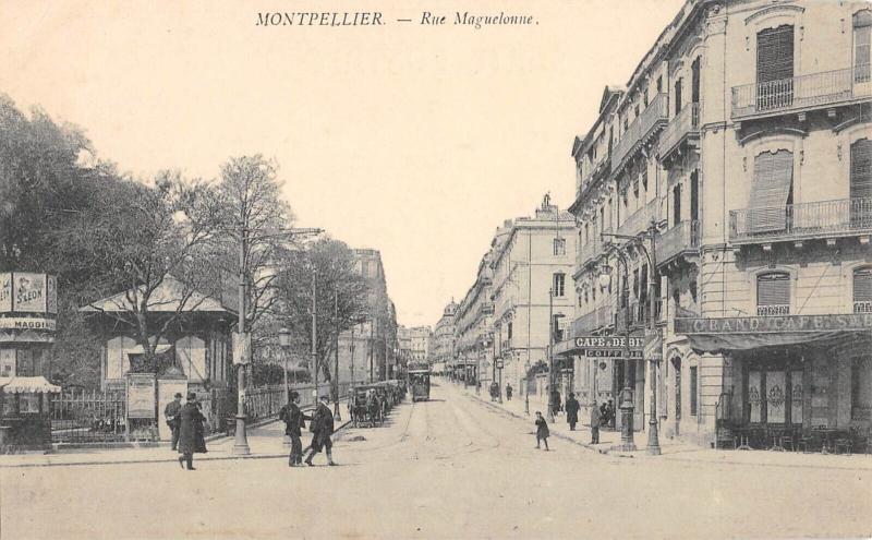 Carte postale ancienne Montpellier - La Rue Maguelonne à Montpellier