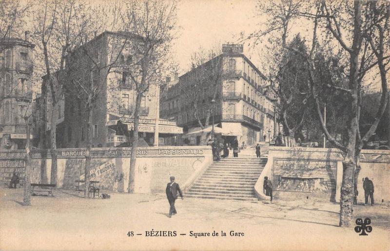 Carte postale ancienne Beziers - Square De La Gare à Béziers