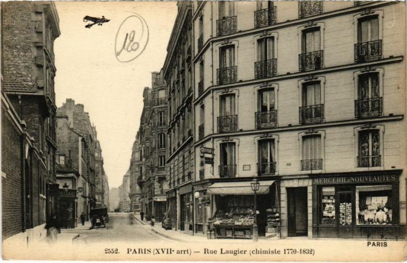 Carte postale ancienne Rue Laugier à Paris 17e