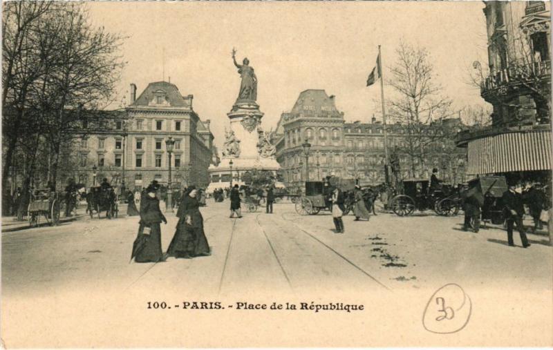 Carte postale ancienne Paris 11e - Place de la République à Paris 11e
