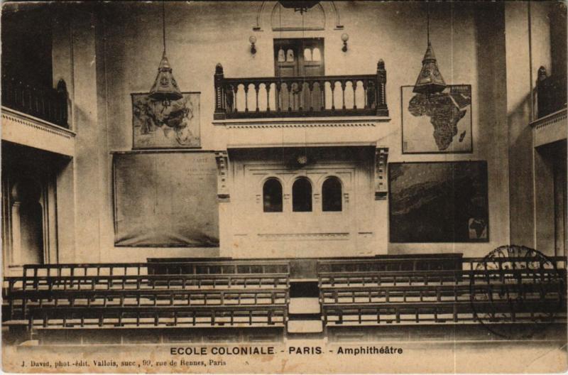 Carte postale ancienne Paris 3e - Ecole Conolniale - Amphithéâtre à Paris 3e
