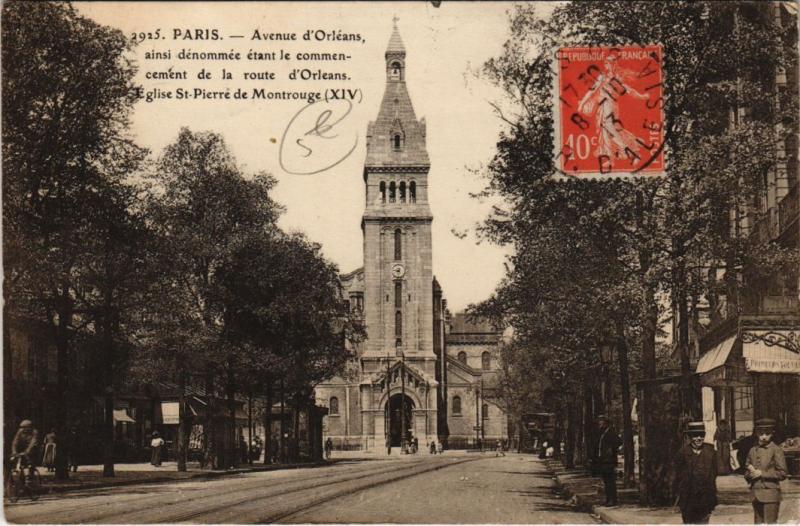 Carte postale ancienne Avenue d'Orléans - Eglise Saint-Pierre de Montrouge à Paris 14e