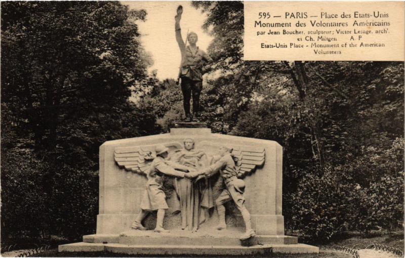 Carte postale ancienne Place des Etats-Unis - Monument des Volontaires Américains à Paris 16e