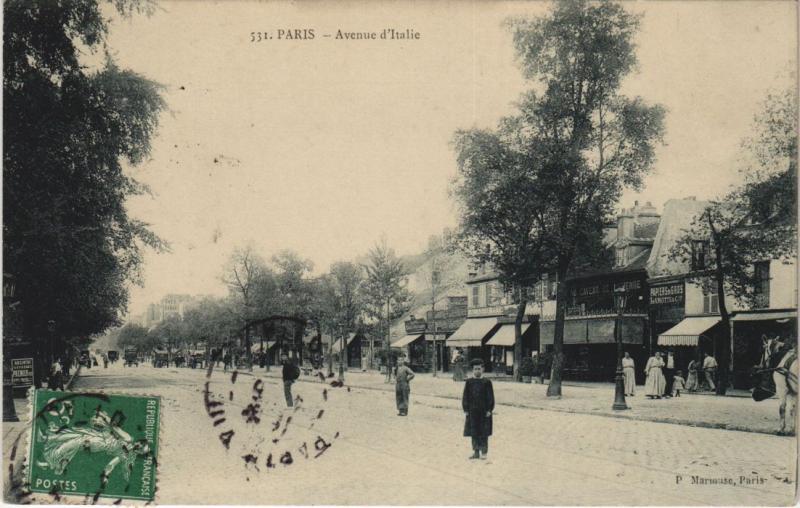 Carte postale ancienne Avenue d'Italie à Paris 13e