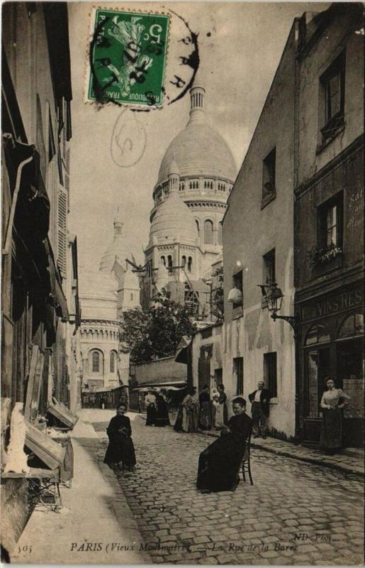 Carte postale ancienne Montmartre - La Rue de la Barre à Paris 18e