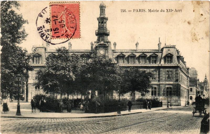 Carte postale ancienne Mairie du XIIe Arrondissement à Paris 12e