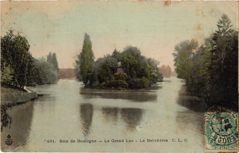 Carte postale ancienne Bois de Boulogne - Le Grand Lac - Le Belvédère à Paris 16e
