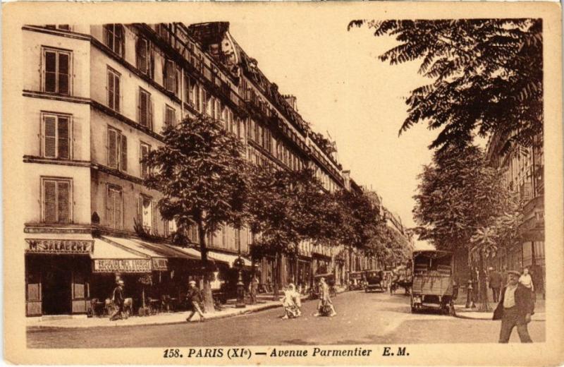 Carte postale ancienne Paris 11e - Avenue Parmentier à Paris 11e