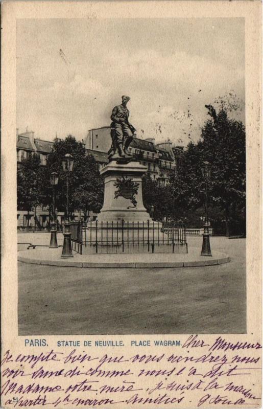 Carte postale ancienne Statue de Neuville - Place Wagram à Paris 17e