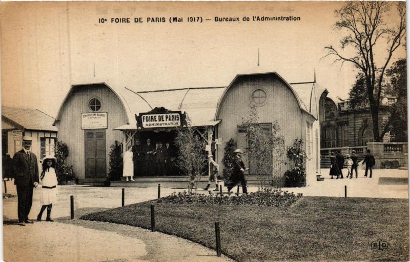 Carte postale ancienne Paris 20e Bureaux de l'Administration à Paris 7e