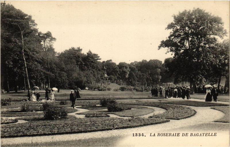 Carte postale ancienne La Roseraie de Bagatelle à Paris