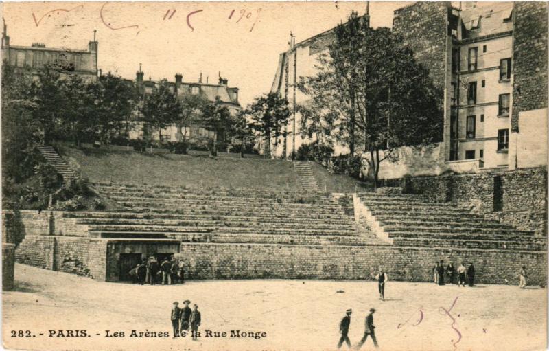 Carte postale ancienne Paris 5e-Les Arénes de la rue Monge à Paris 5e