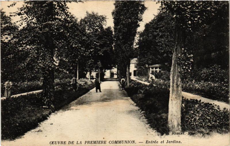 Carte postale ancienne Oeuvre de la Première Communion - Entrée et Jardin à Paris 16e