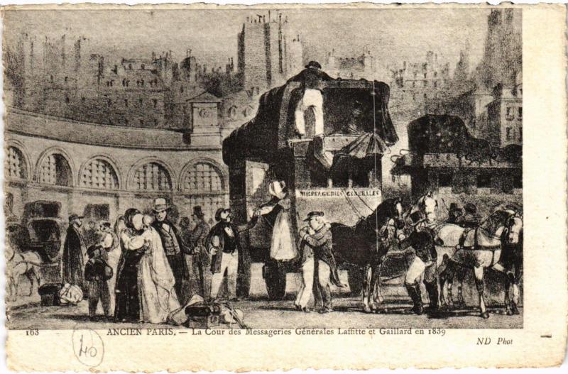 Carte postale ancienne Ancien Paris - La Cour des Messageries