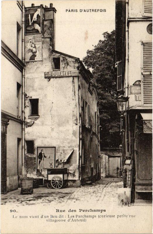 Carte postale ancienne Rue des Perchamps à Paris 16e