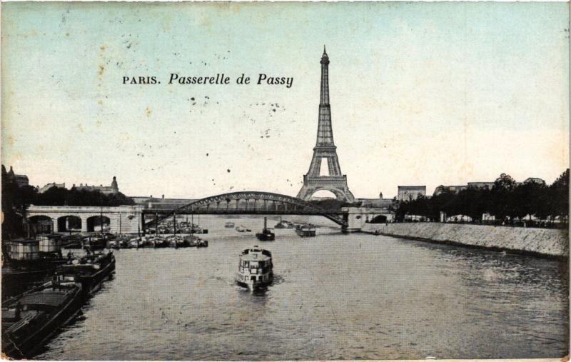 Carte postale ancienne Passerelle de Passy à Paris 16e