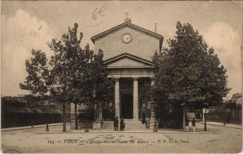 Carte postale ancienne Paris 12e - L'Eglise Notre-Dame de Bercy à Paris 12e