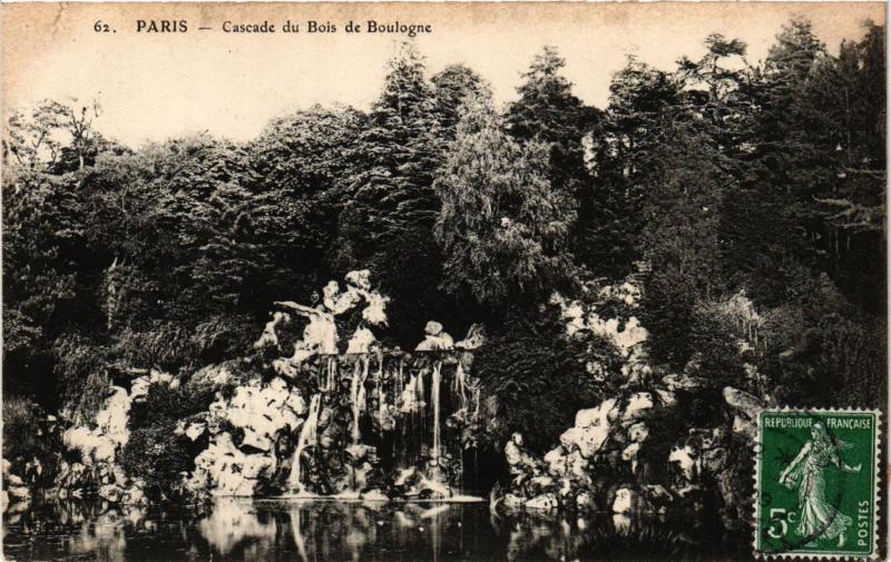 Carte postale ancienne Cascade du Bois de Boulogne à Paris 16e