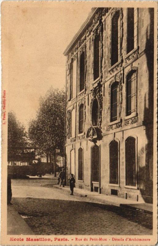 Carte postale ancienne Paris 4e - Ecole Massillon à Paris 4e
