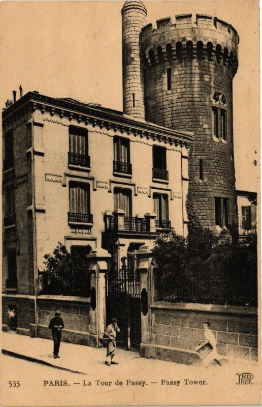 Carte postale ancienne La Tour de Passy à Paris 16e