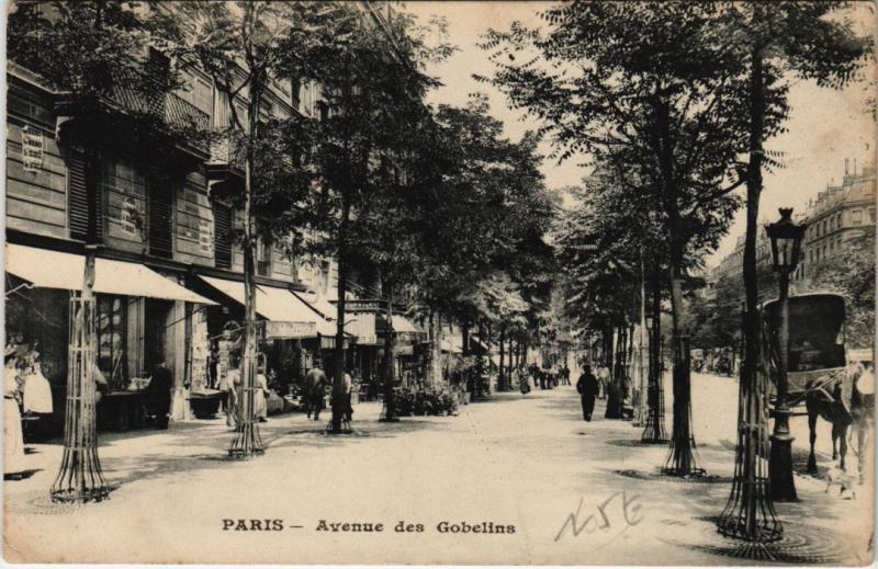 Carte postale ancienne Avenue des Gobelins à Paris 13e