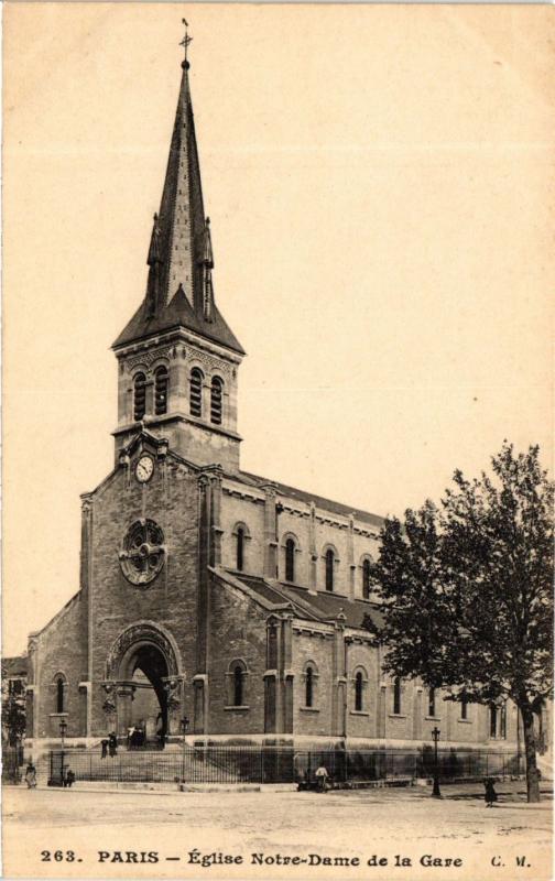 Carte postale ancienne Paris 13e Paris-Eglise Notre-Dame de la Gare à Paris 13e