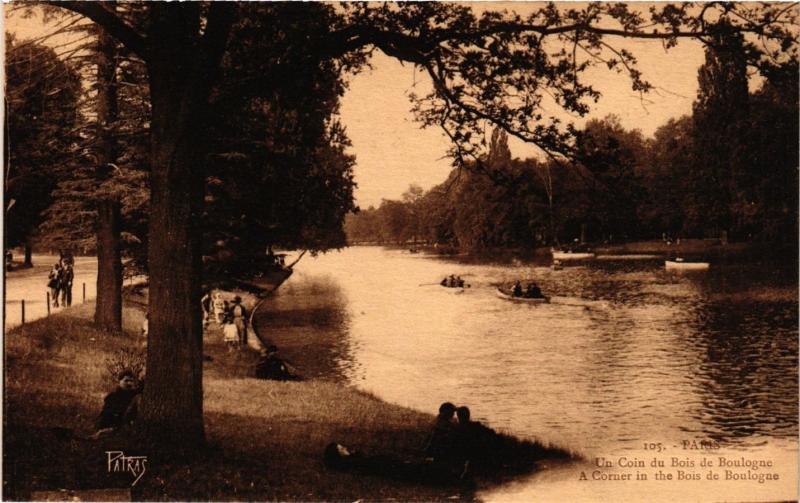 Carte postale ancienne Un Coin du Bois de Boulogne à Paris