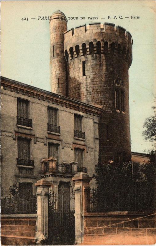 Carte postale ancienne La Tour de Passy à Paris 16e