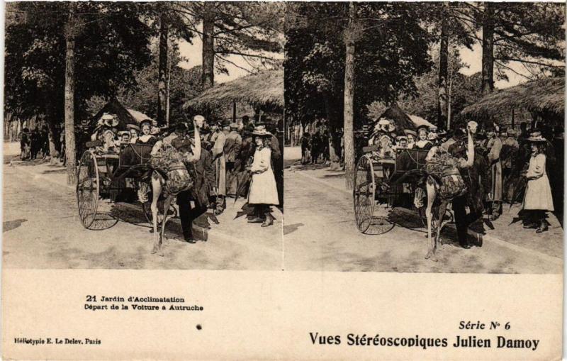 Carte postale ancienne Jardin d'Acclimatation - Départ de la Voiture à Autruche à Neuilly-sur-Seine