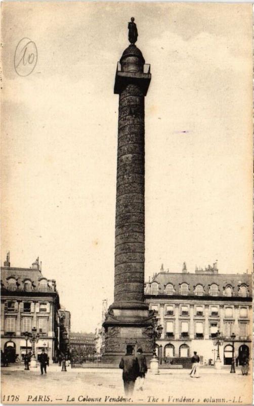 Carte postale ancienne Paris 1e - La Colonne Vendome à Paris 1er