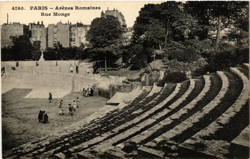 Carte postale ancienne Paris 5e-Arénes Romaines-Rue Monge à Paris 5e