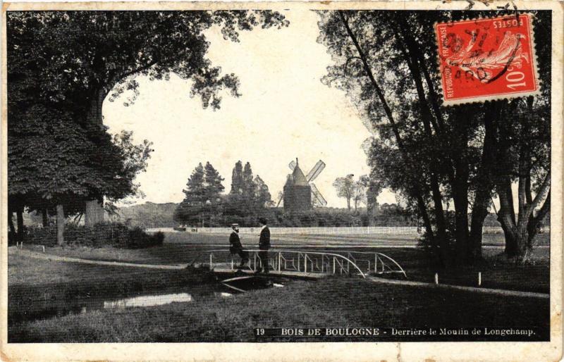 Carte postale ancienne Bois de Boulogne - Derrière le Moulin de Longchamp à Paris 16e