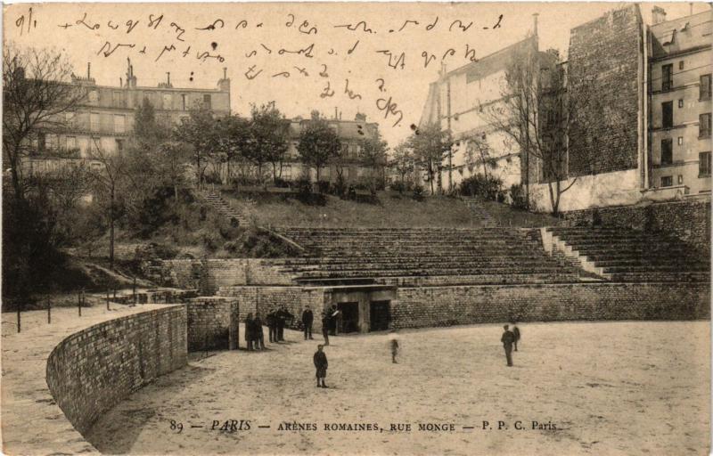 Carte postale ancienne Paris 5e-Arénes Romaines-Rue Monge à Paris 5e