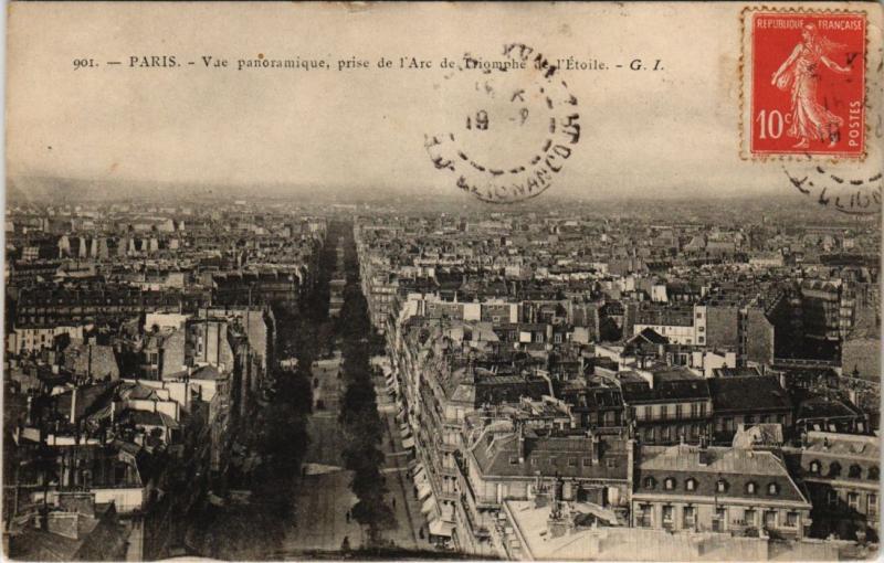 Carte postale ancienne Vue panoramique, prise de l'Arc de Triomphe de l'Etoile à Paris 17e