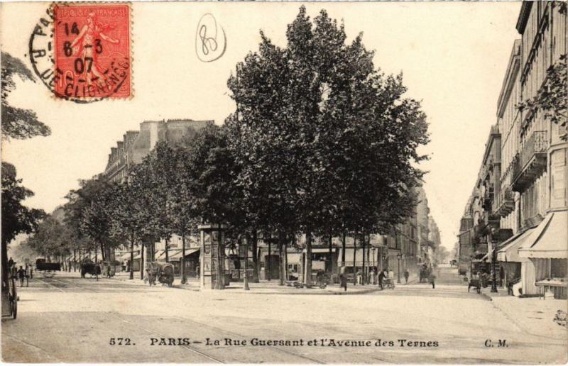 Carte postale ancienne La Rue Guersant et l‘Avenue des Ternes à Paris 17e
