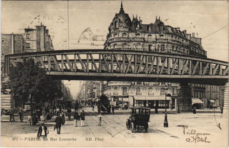 Carte postale ancienne La Rue Lecourbe à Paris 15e