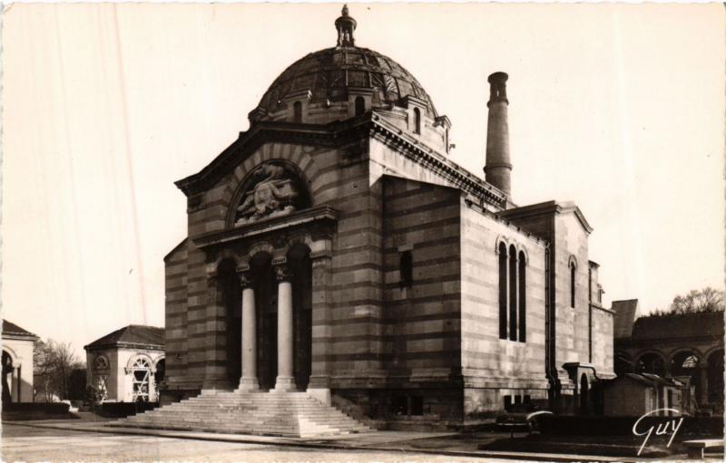 Carte postale ancienne Cimetière du Père-Lachaise - Le Four Crématoire à Paris 20e