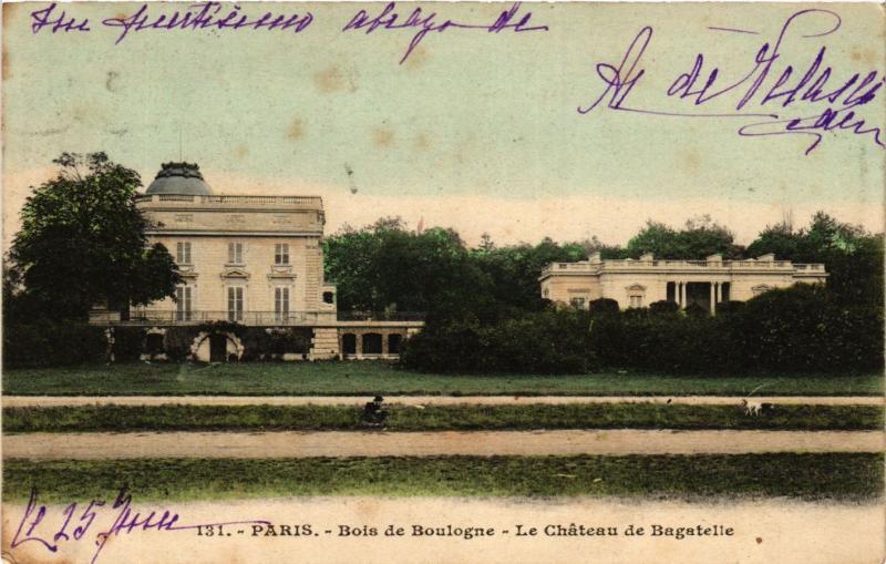 Carte postale ancienne Bois de Boulogne - Le Château de Bagatelle à Paris
