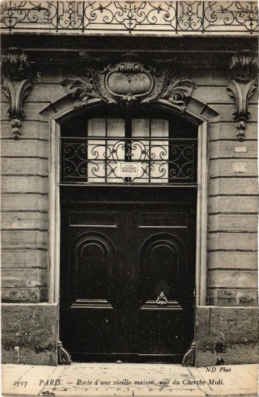 Carte postale ancienne Paris 6e - rue du Cerche-Midi à Paris 6e
