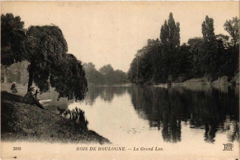 Carte postale ancienne Bois de Boulogne - Le Grand Lac à Paris