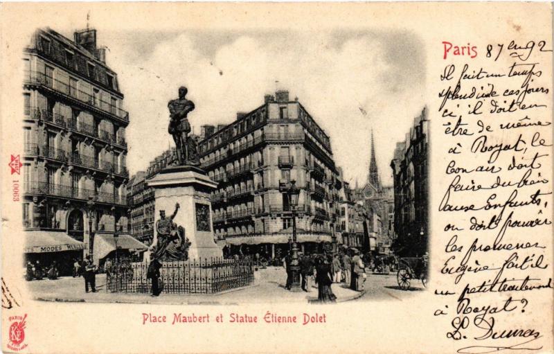 Carte postale ancienne Paris 5e-Place Maubert et Statue Etienne Dolet à Paris 5e