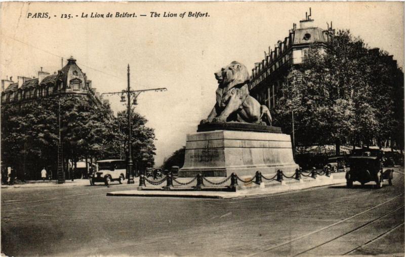 Carte postale ancienne Le Lion de Belfort à Paris 14e