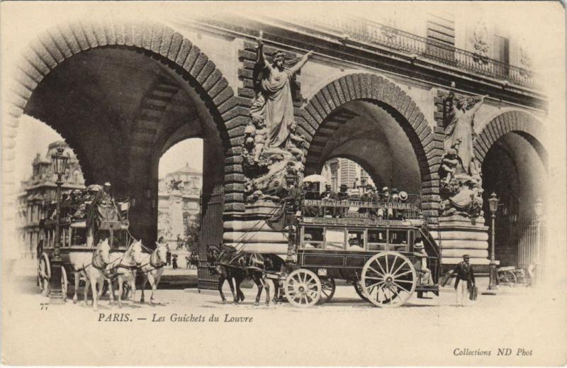 Carte postale ancienne Paris 1e Guichets du Louvre à Paris 1er