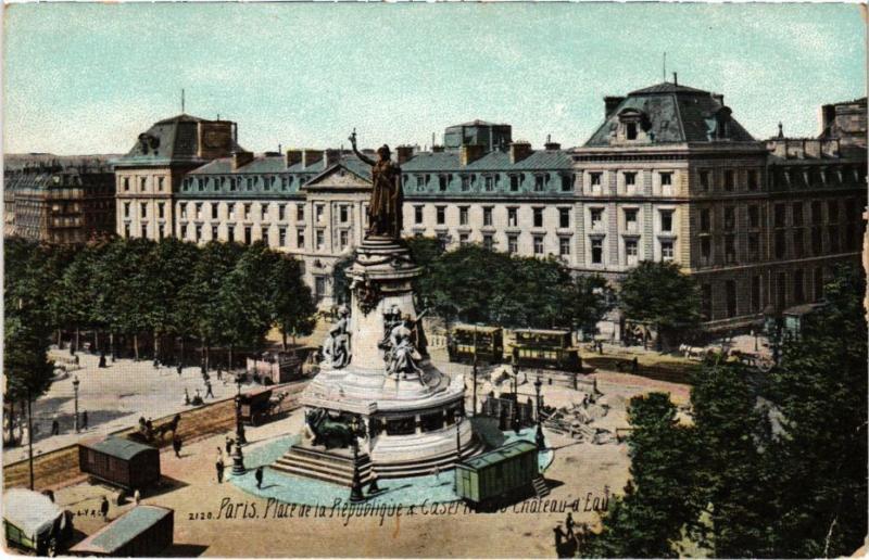 Carte postale ancienne Paris 11e - Place de la République à Paris 11e