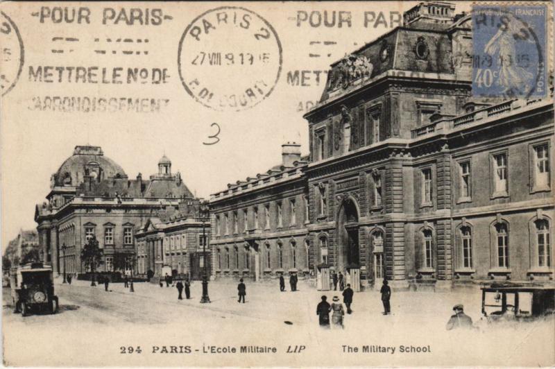 Carte postale ancienne Paris 7e Ecole Militaire