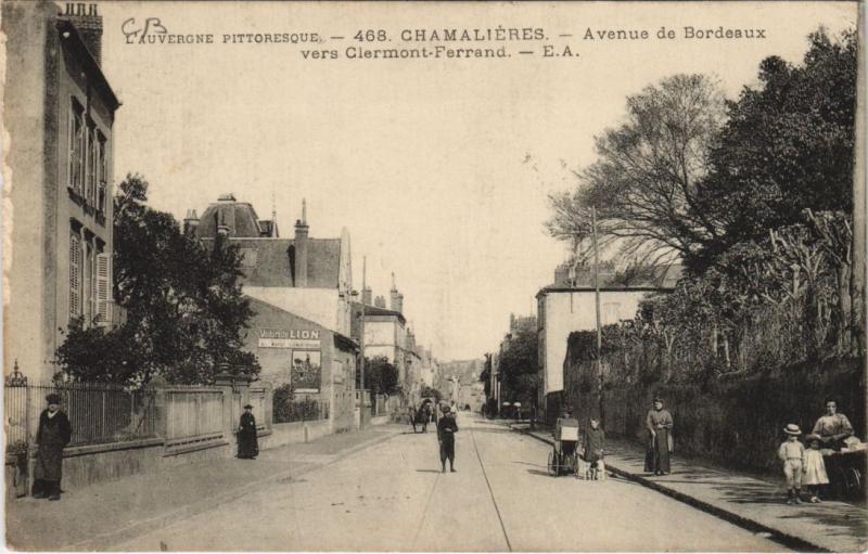 Carte postale ancienne Chamalieres Avenue de Bordeaux vers Clermont-Ferrand à Clermont-Ferrand