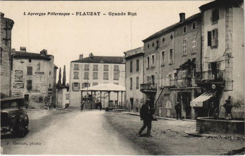 Carte postale ancienne Plauzat Grande Rue à Plauzat