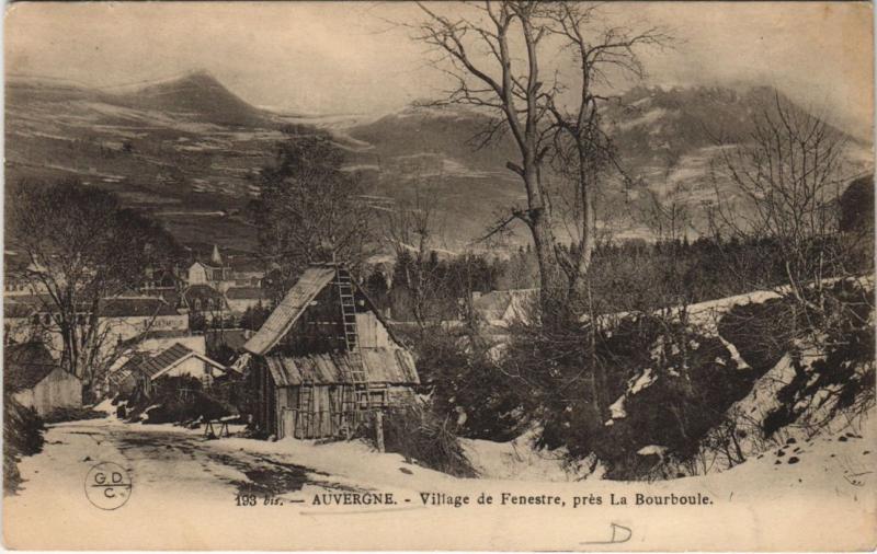 Carte postale ancienne Fenestre Village de Fenestre pres La Bourboule à La Bourboule