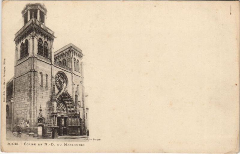 Carte postale ancienne Riom Eglise de Notre-Dame du Marthuret à Thuret